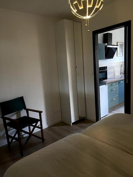 Entre Ville Et Campagne Appartement Cosy Avec Parking Et Terrasse Wood Coutiches Екстериор снимка