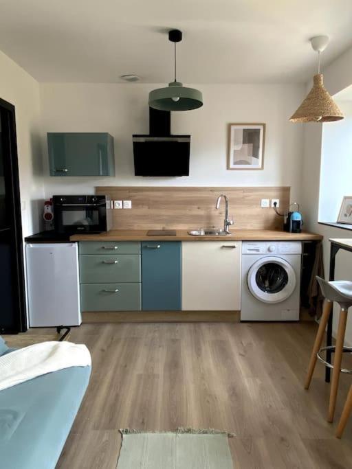 Entre Ville Et Campagne Appartement Cosy Avec Parking Et Terrasse Wood Coutiches Екстериор снимка